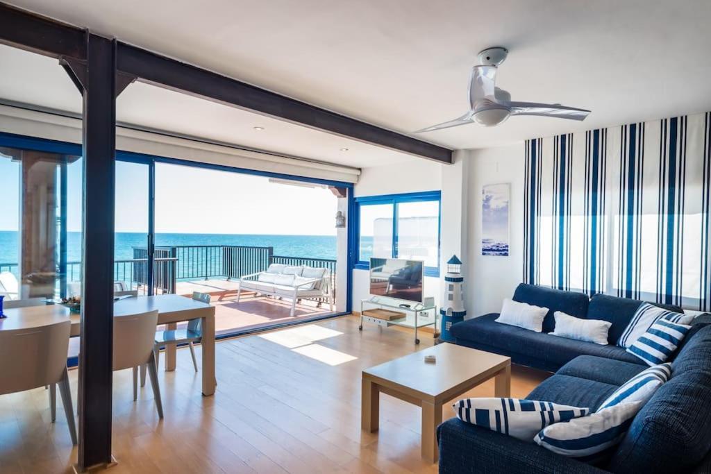 ¡Impactante Apartamento A Cero Linea De Mar! Apartment Tarragona Exterior photo