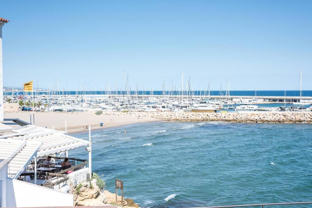 ¡Impactante Apartamento A Cero Linea De Mar! Apartment Tarragona Exterior photo