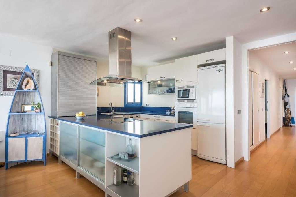 ¡Impactante Apartamento A Cero Linea De Mar! Apartment Tarragona Exterior photo
